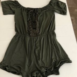 Rue 21 Romper (dea)